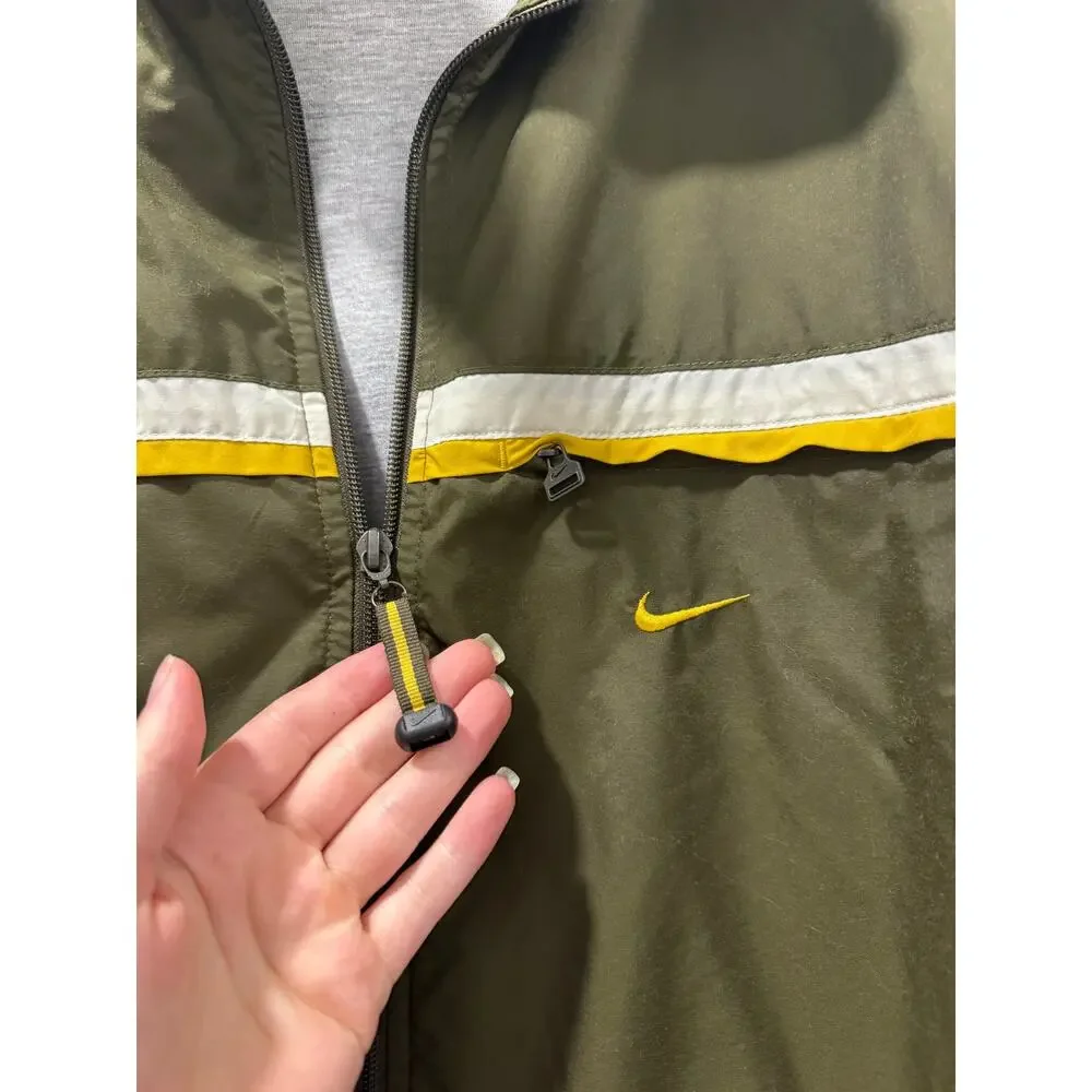VTG 90's Green Nike Lined Jacket large